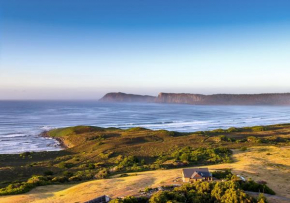 Cloudy Bay Villa, South Bruny